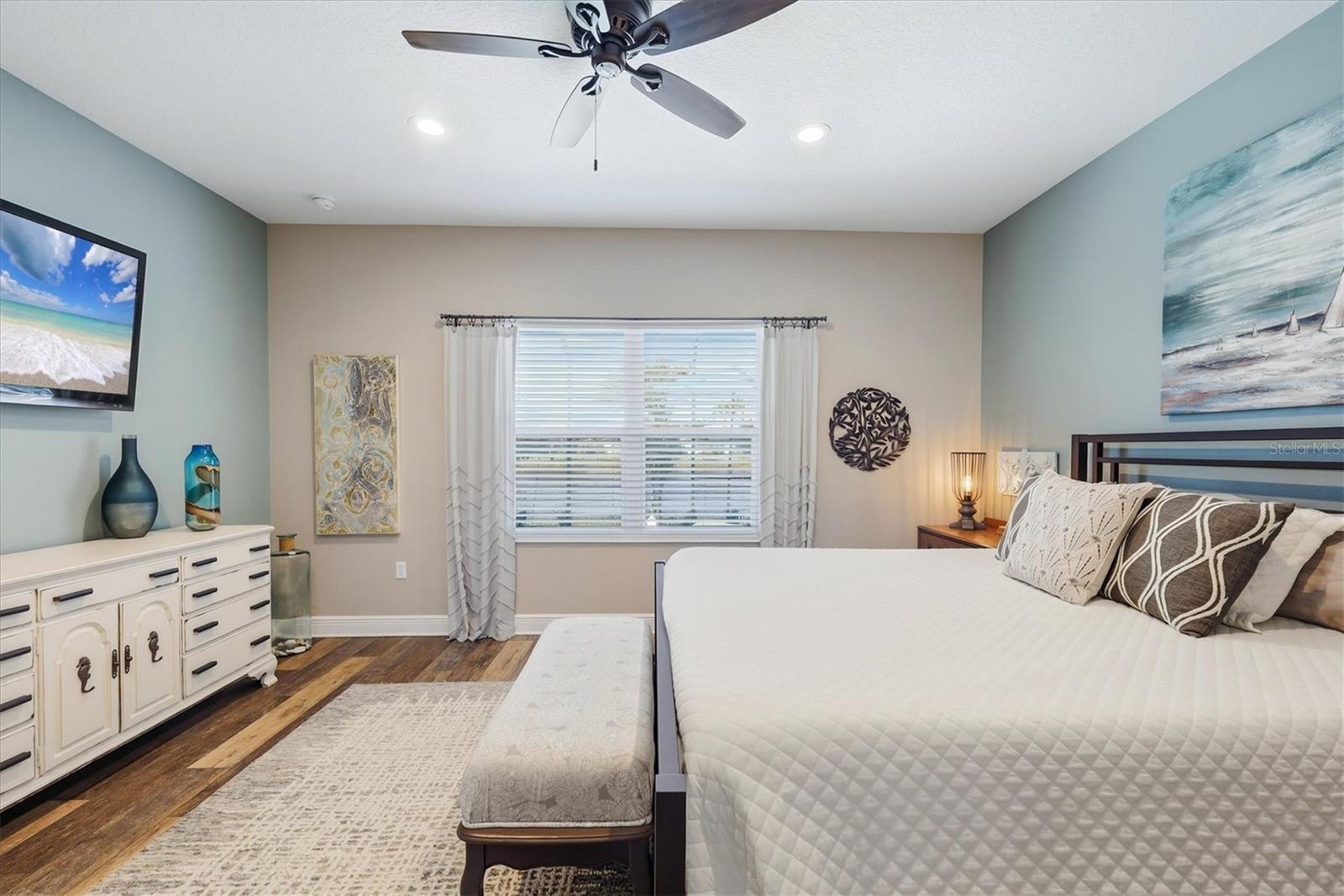 3720 AZURITE WAY — photo 33