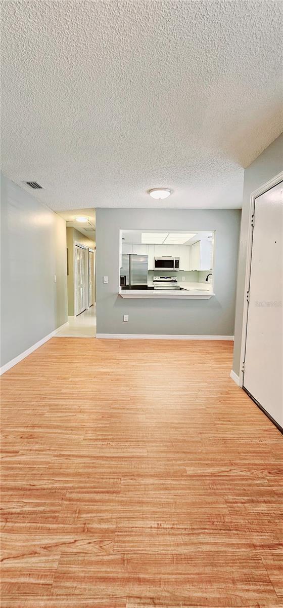317 PLEASANT ST — photo 3