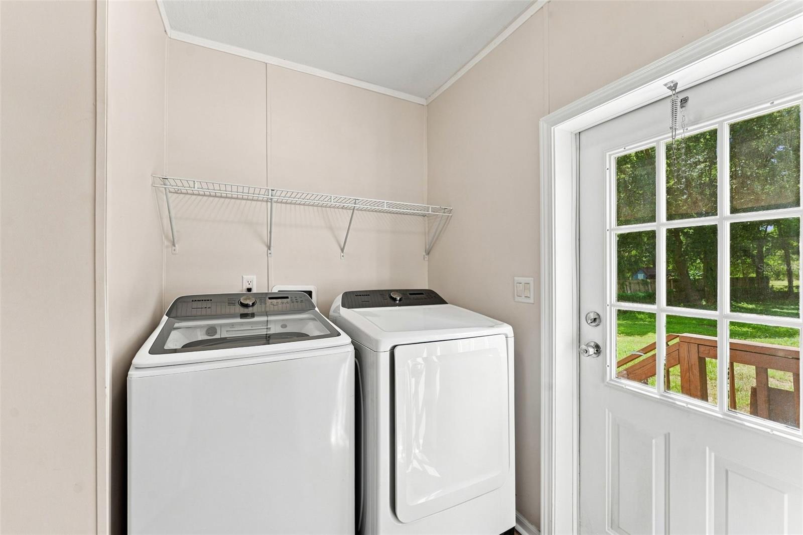 6453 MANGROVE DR — photo 11