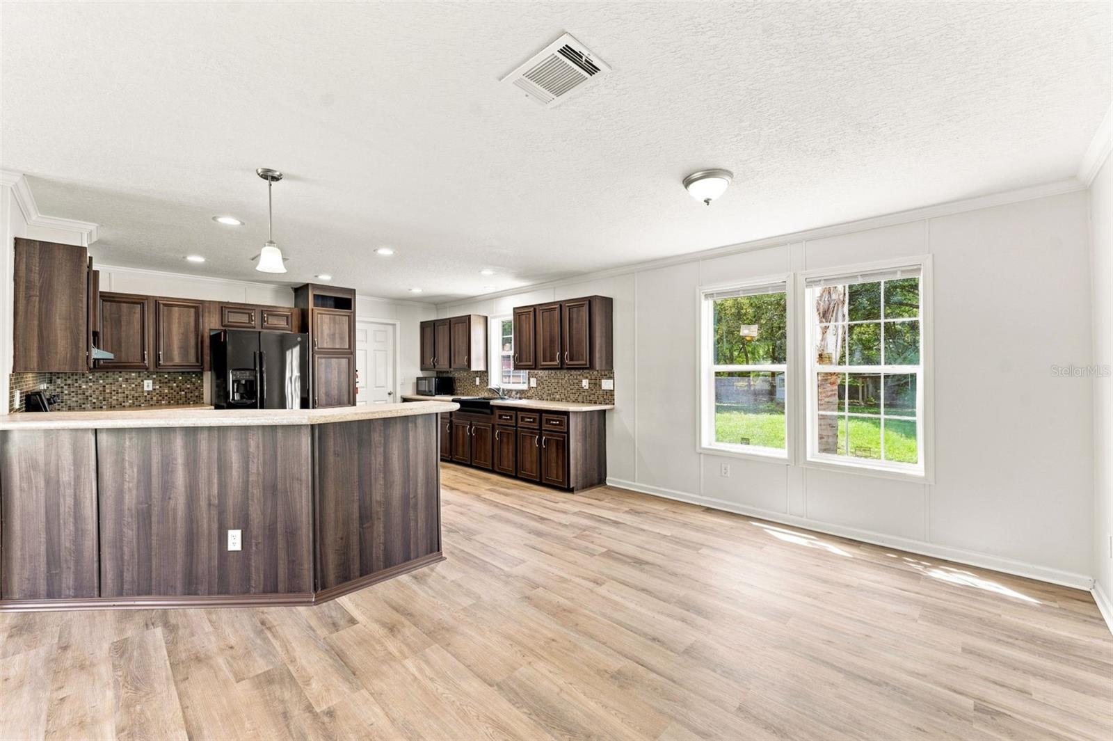 6453 MANGROVE DR — photo 5