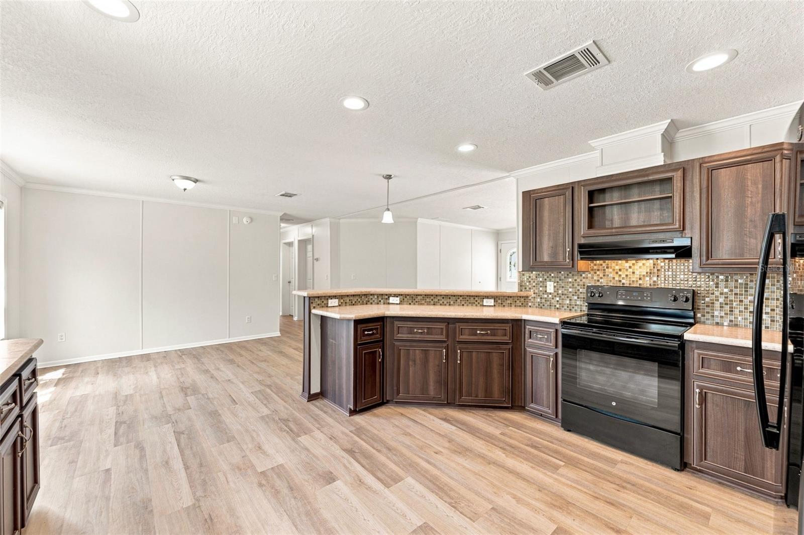 6453 MANGROVE DR — photo 9