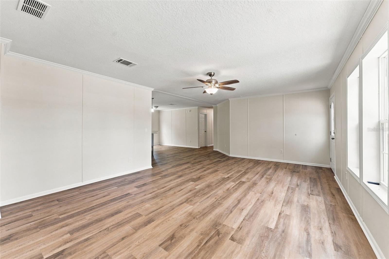 6453 MANGROVE DR — photo 4