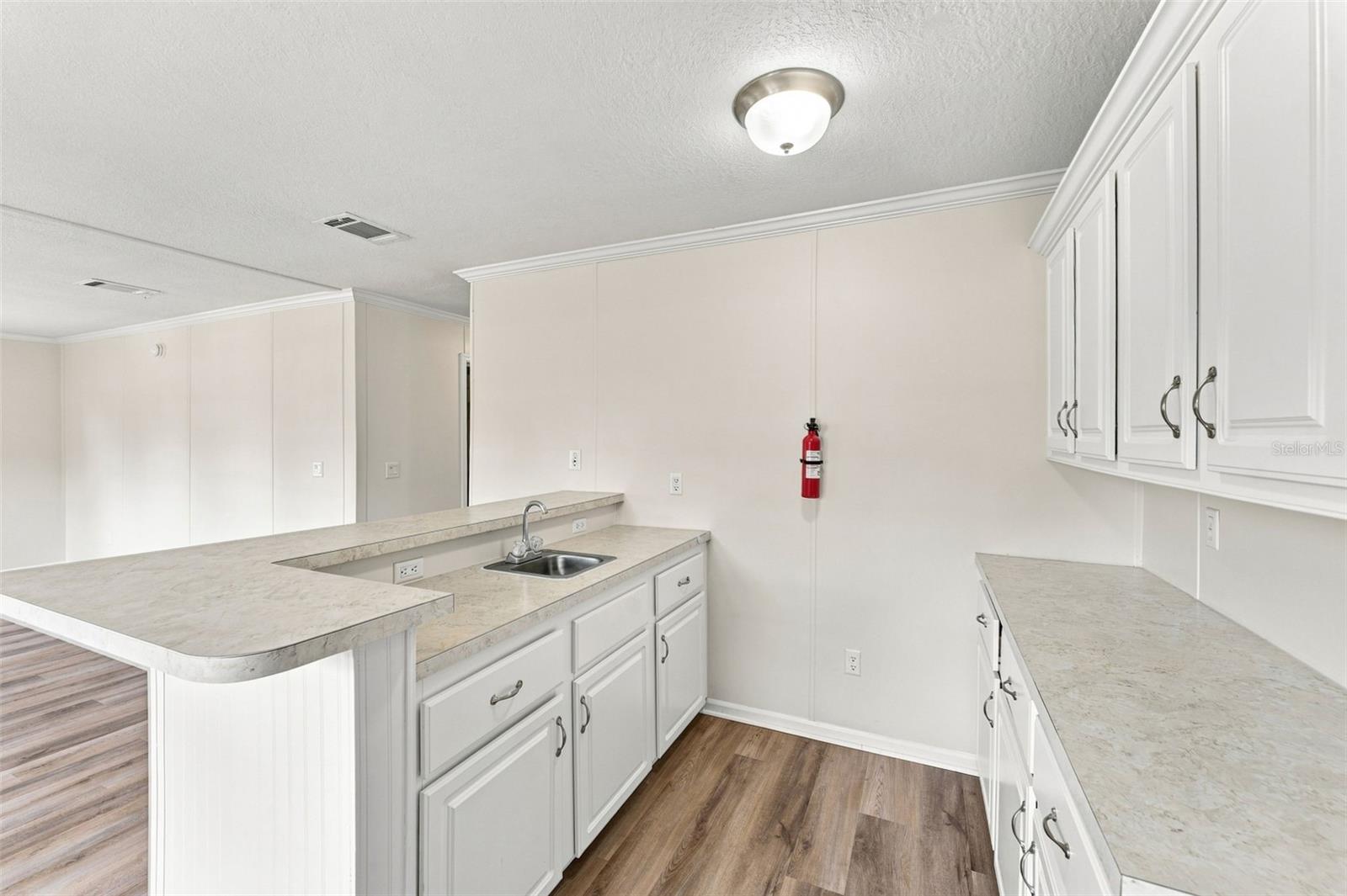 6453 MANGROVE DR — photo 27