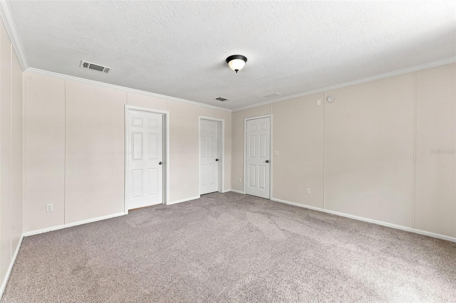 6453 MANGROVE DR — photo 13