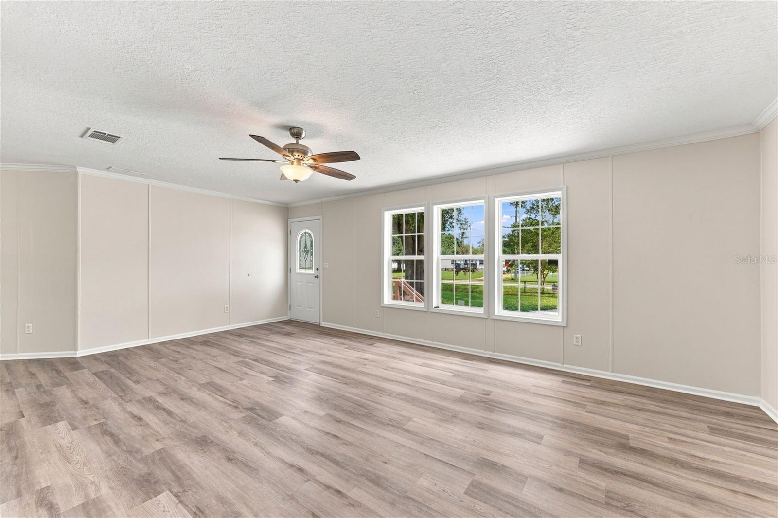 6453 MANGROVE DR — photo 3
