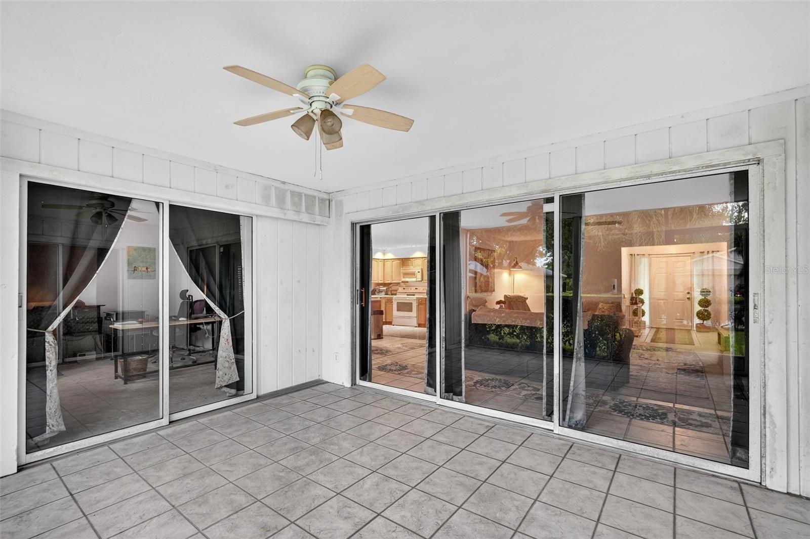 7283 ELEANOR CIR — photo 32