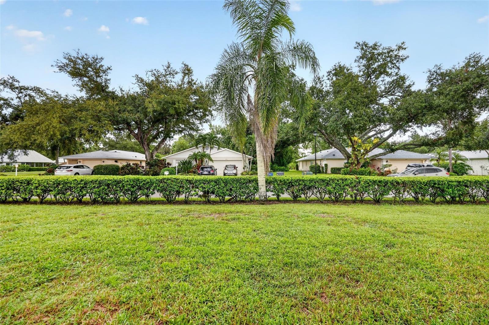 7283 ELEANOR CIR — photo 46