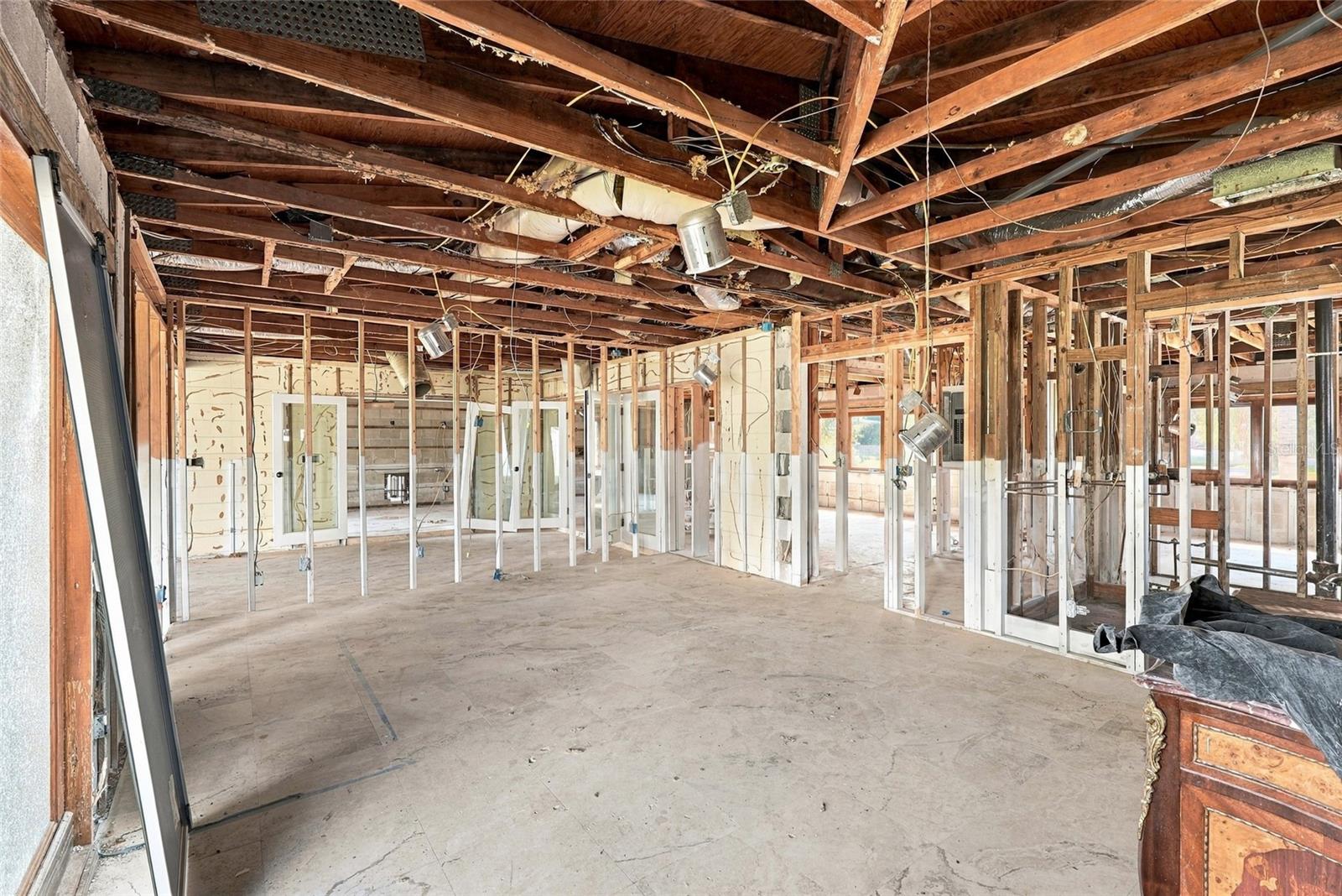 3945 E EDEN ROC CIR — photo 10