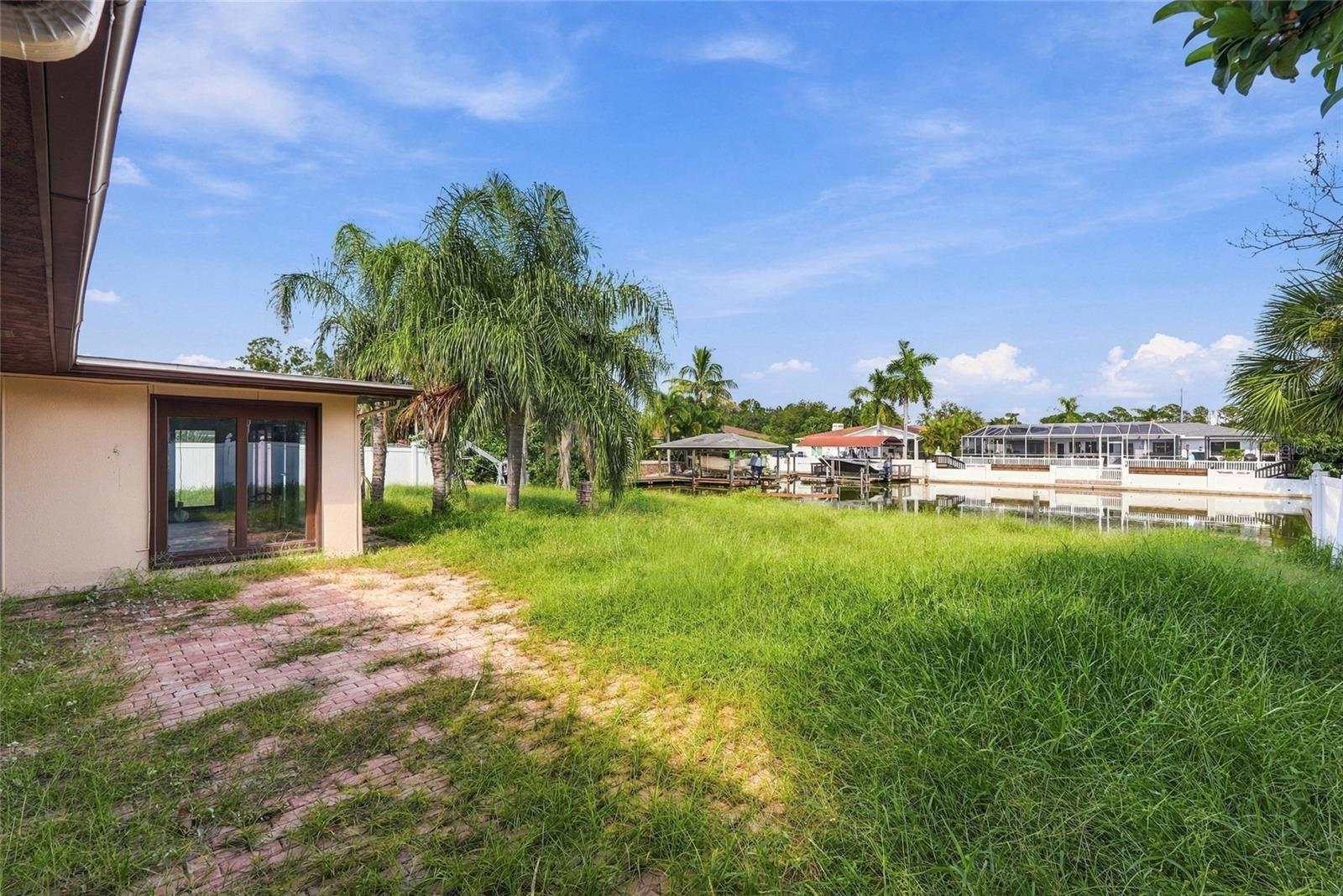 3945 E EDEN ROC CIR — photo 19