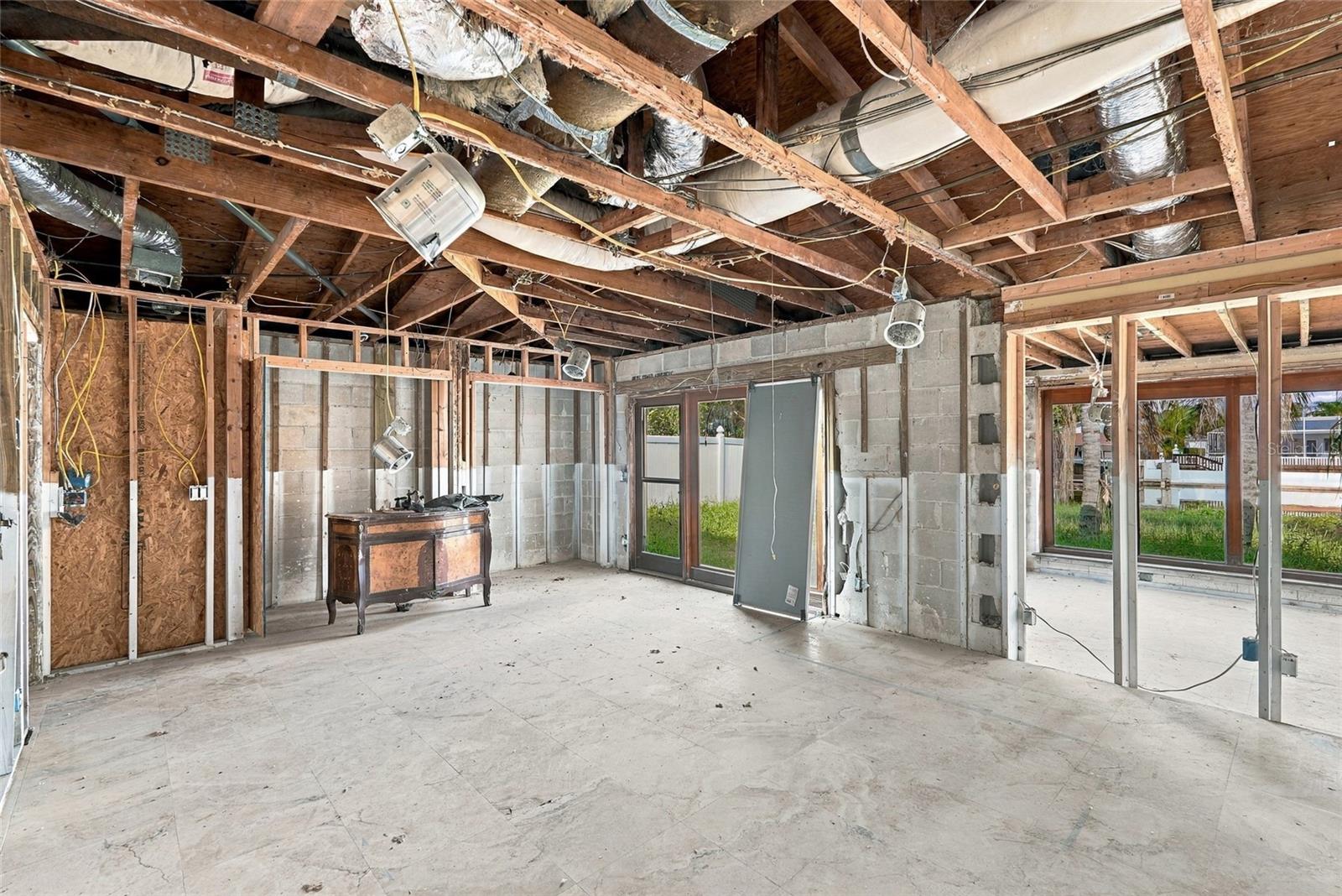 3945 E EDEN ROC CIR — photo 8