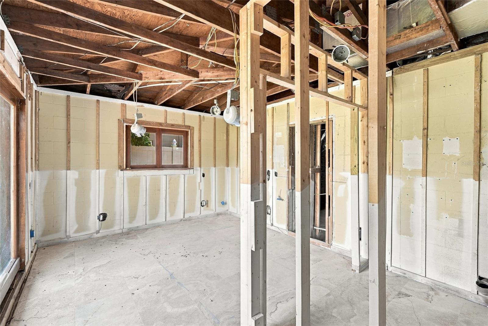 3945 E EDEN ROC CIR — photo 15