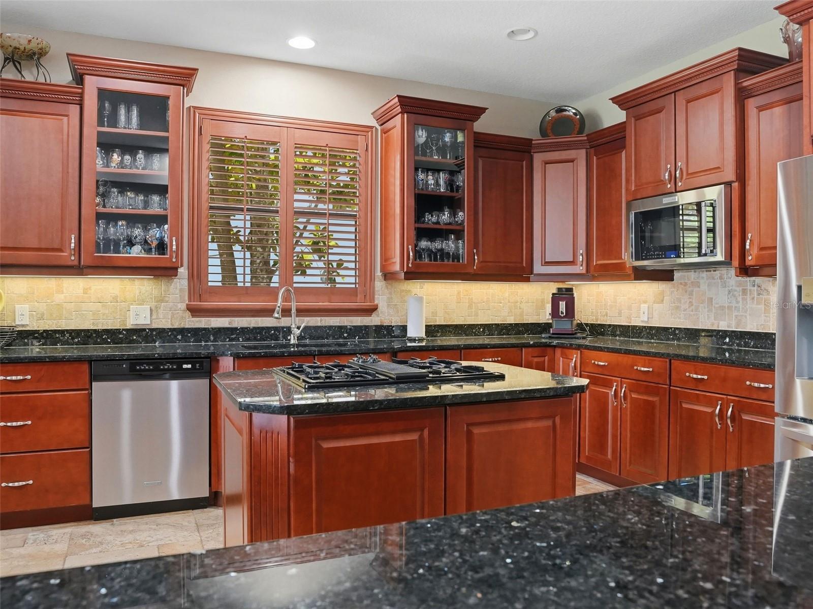 2707 LAKEBREEZE LN S — photo 14