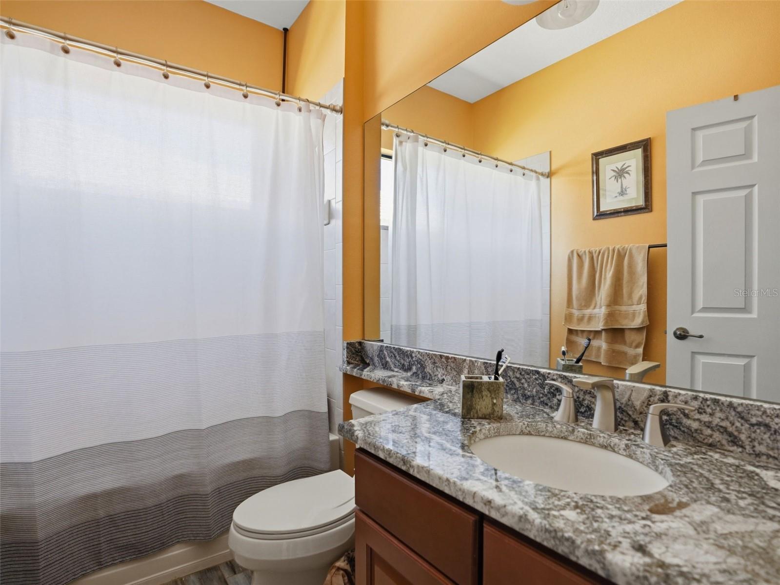 2707 LAKEBREEZE LN S — photo 27