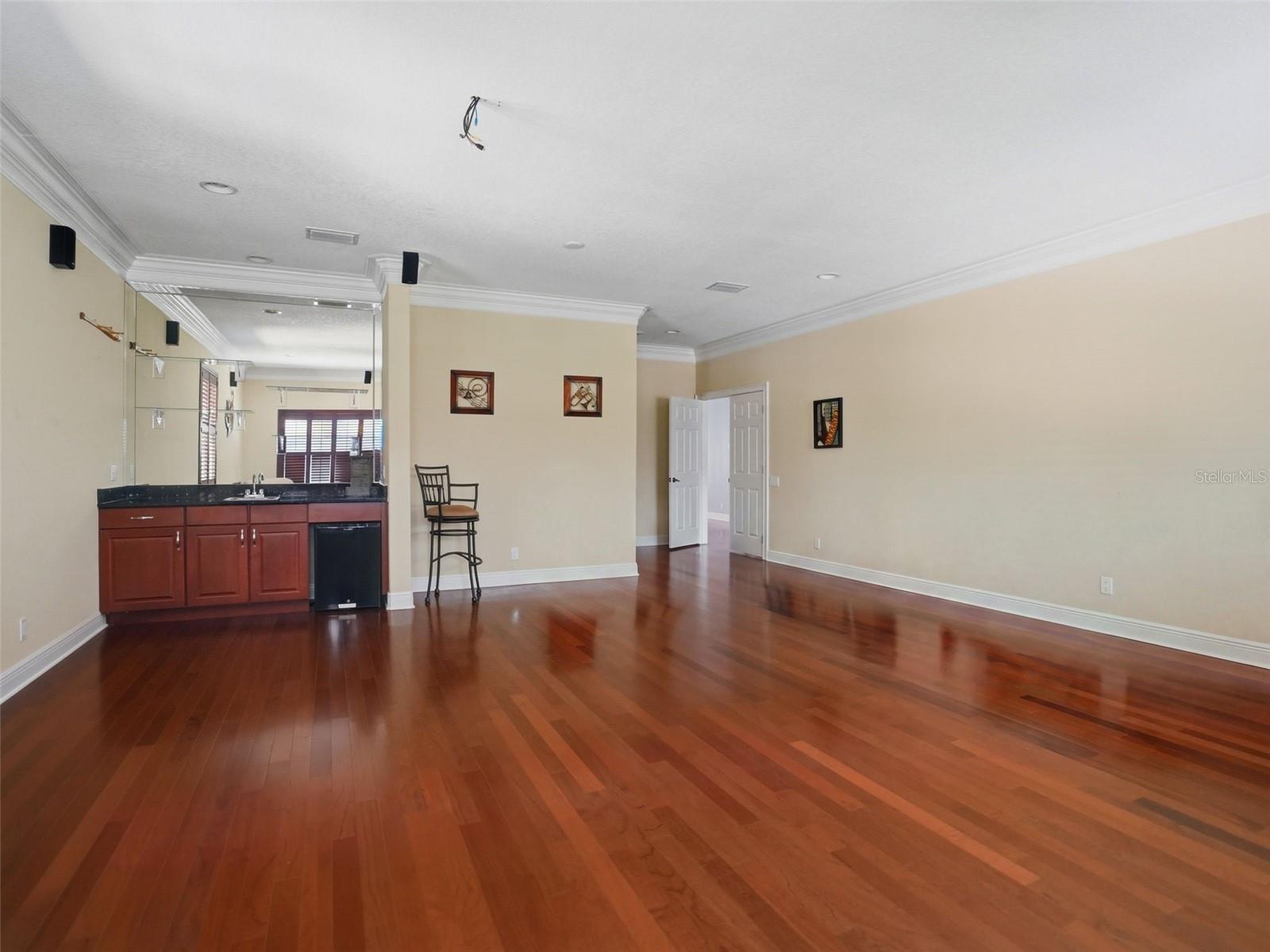 2707 LAKEBREEZE LN S — photo 12