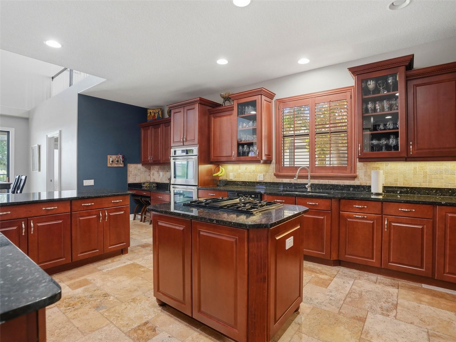 2707 LAKEBREEZE LN S — photo 15