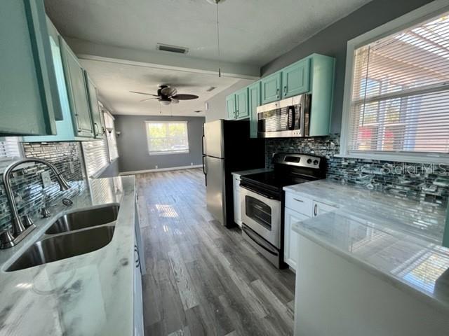 2720 EDWARDS AVE S — photo 5