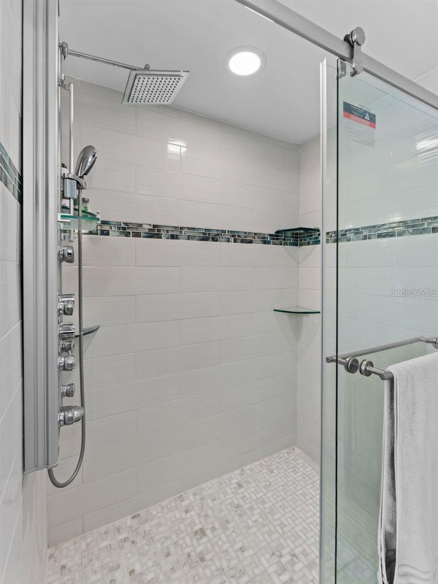 7100 SUNSHINE SKYWAY LN S #503 — photo 13