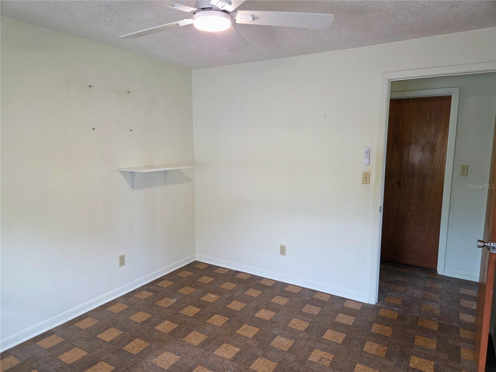 6044 BURLINGTON AVE N — photo 31