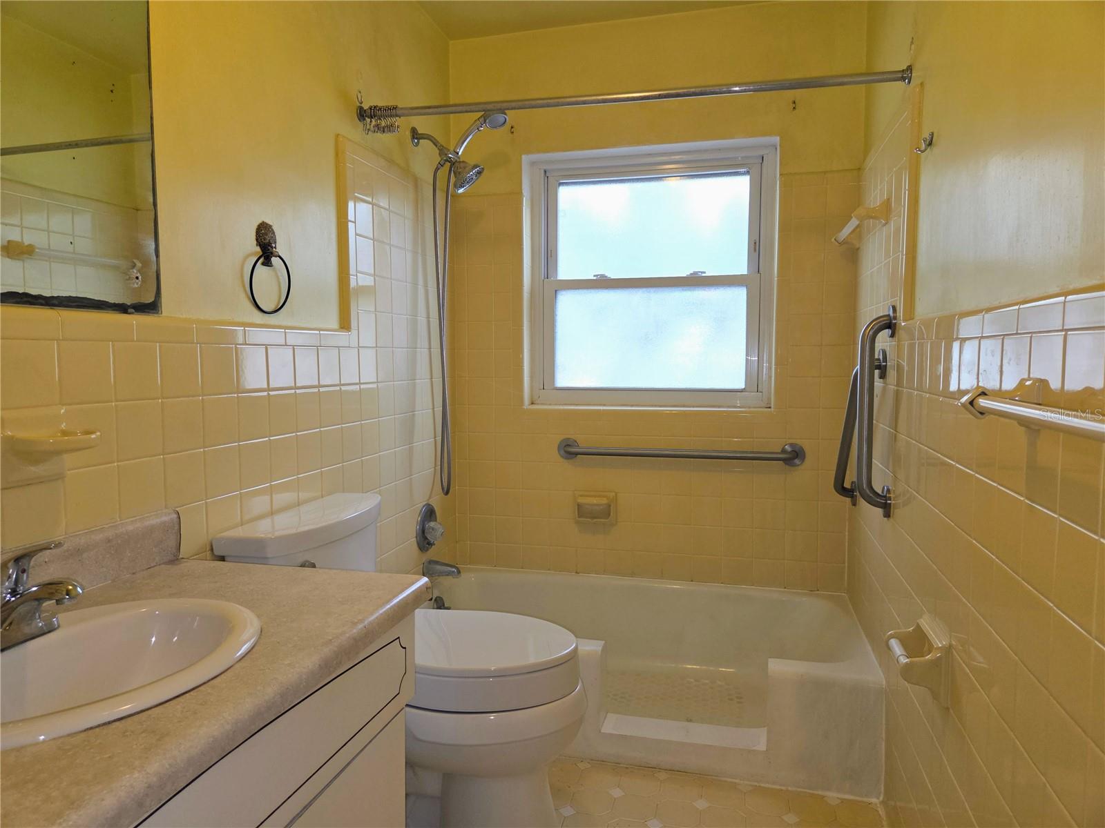 6044 BURLINGTON AVE N — photo 35