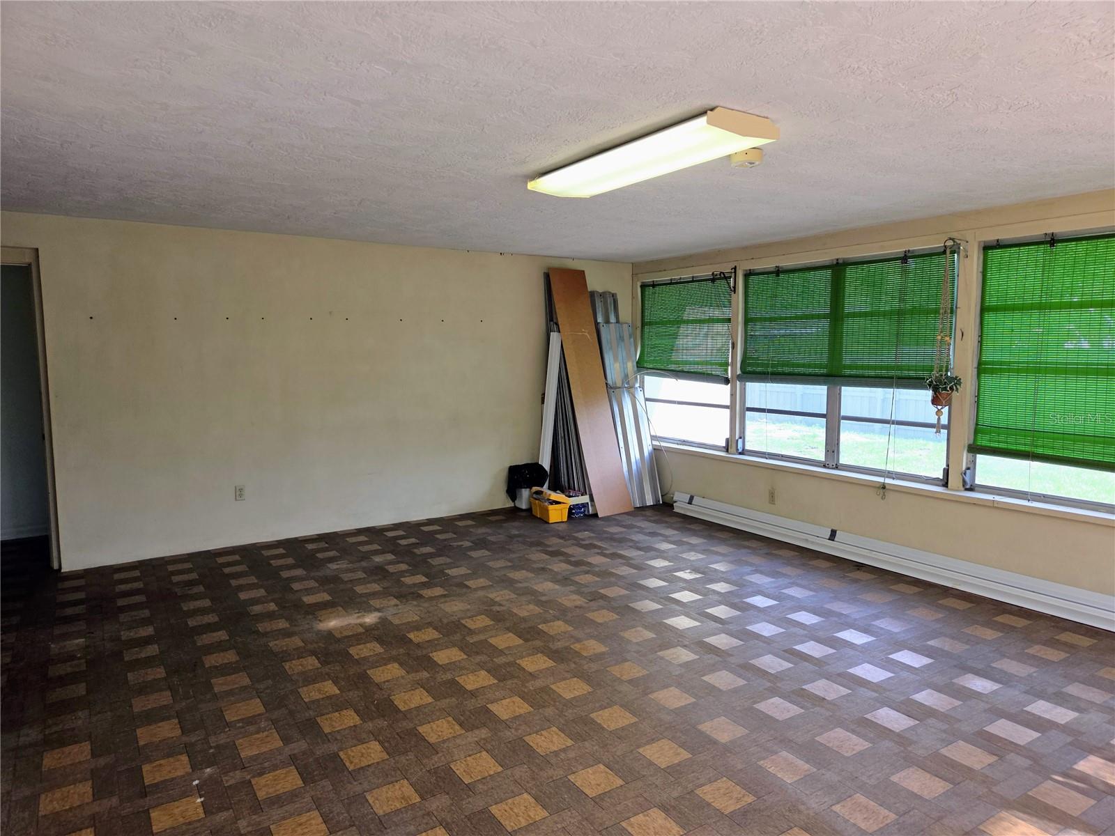 6044 BURLINGTON AVE N — photo 39