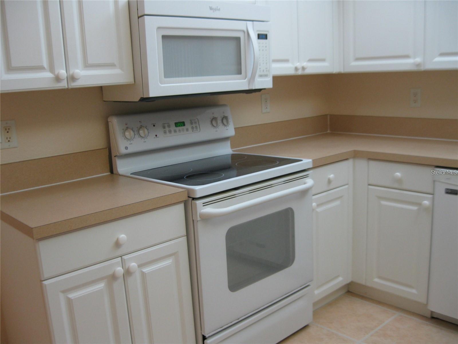 6405 BAY CEDAR LN #26 — photo 6