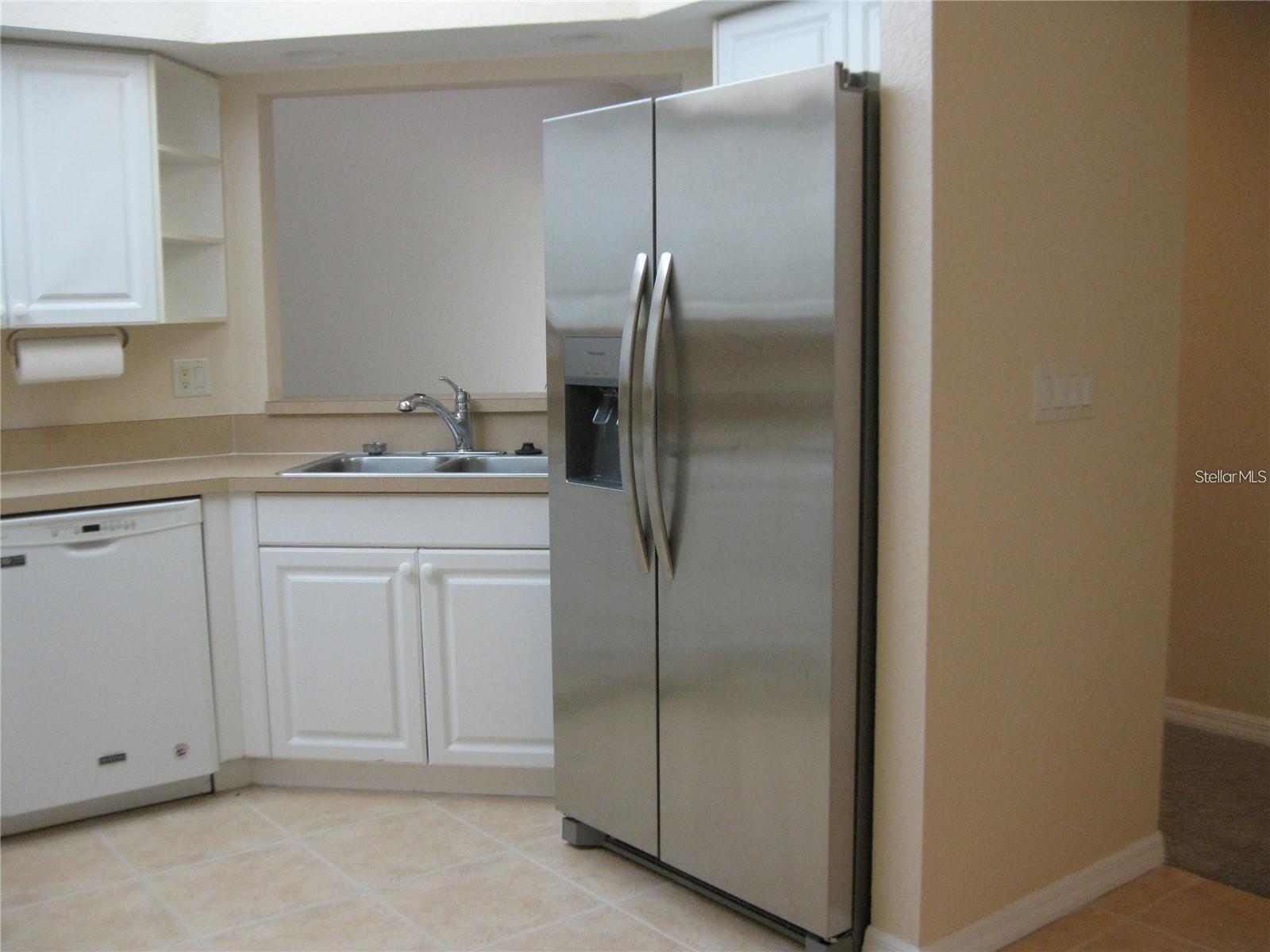 6405 BAY CEDAR LN #26 — photo 4