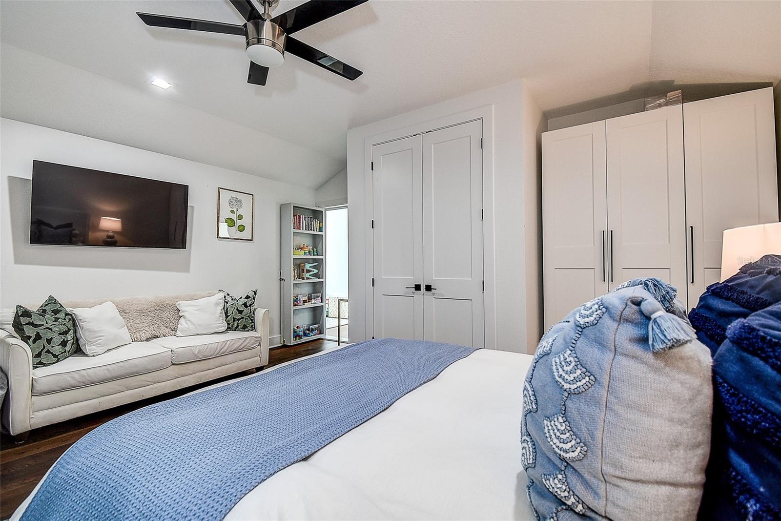 3311 W PAUL AVE — photo 40