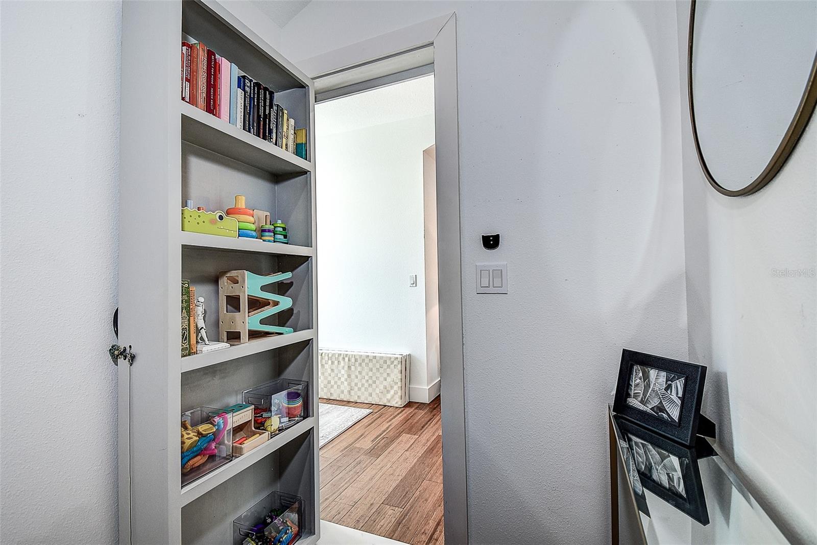 3311 W PAUL AVE — photo 44