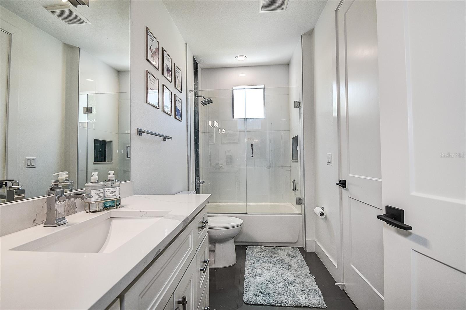3311 W PAUL AVE — photo 47