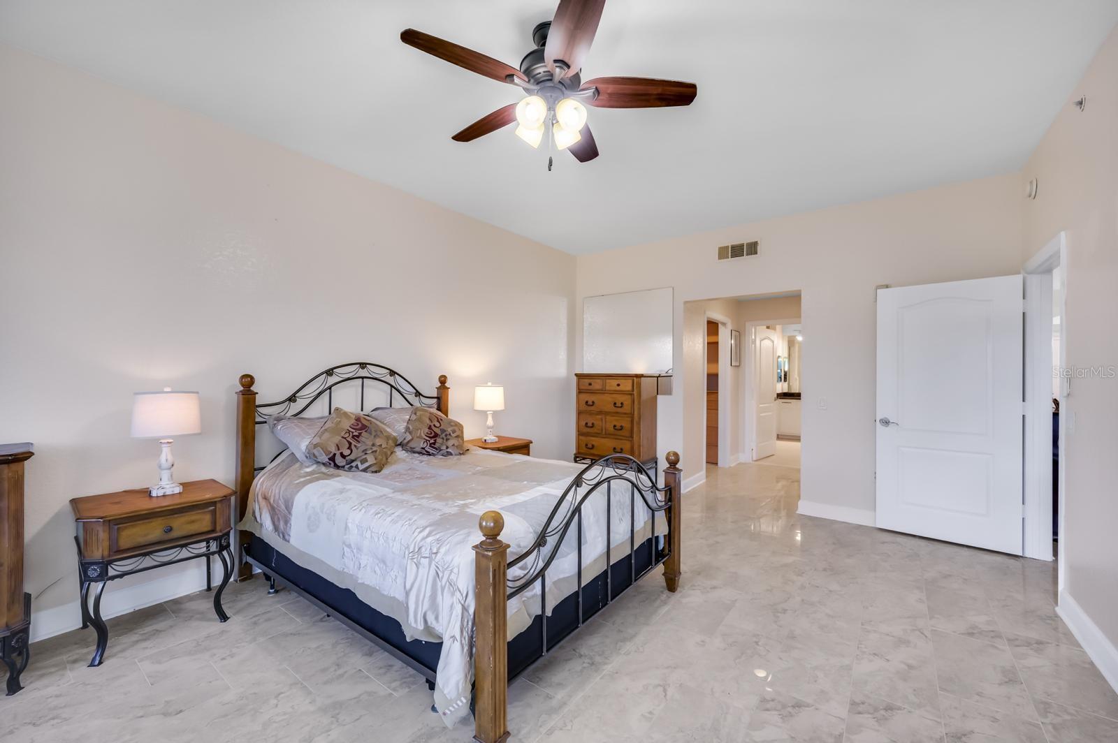 12077 GANDY BLVD N #333 — photo 15