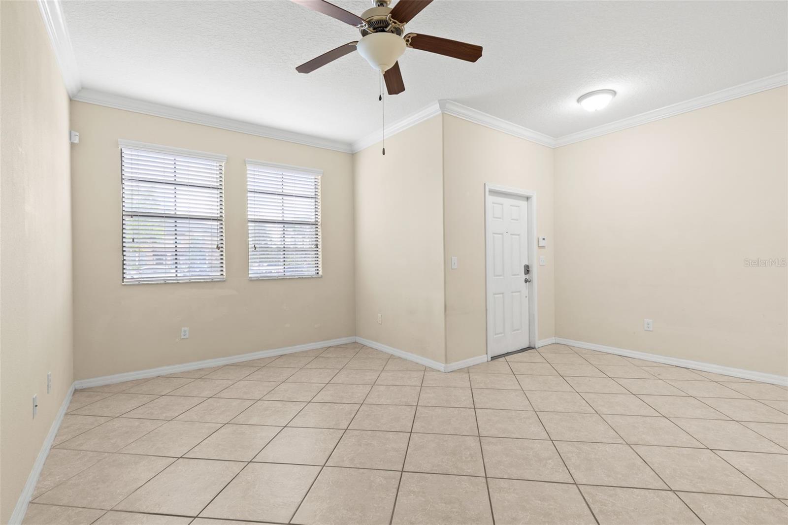 4272 FENNWOOD CT — photo 25