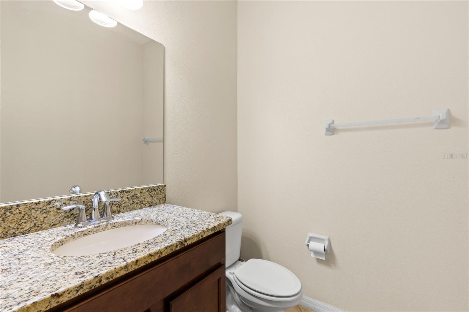 4272 FENNWOOD CT — photo 23