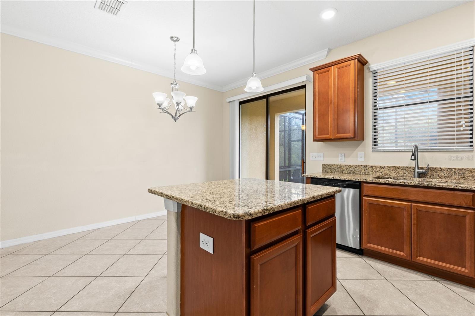 4272 FENNWOOD CT — photo 5