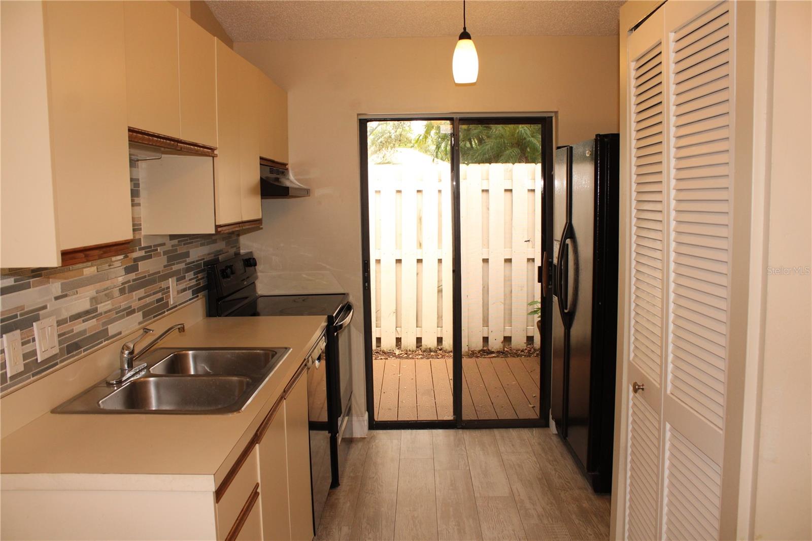 2903 62ND ST W #303 — photo 3