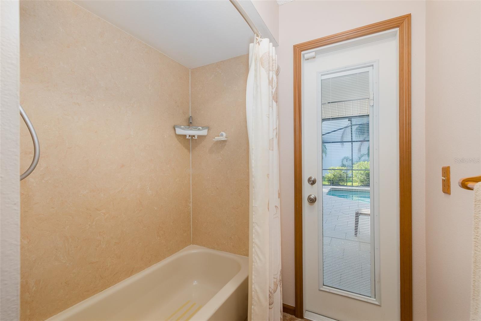 11810 SPANISH LAKE DR — photo 60