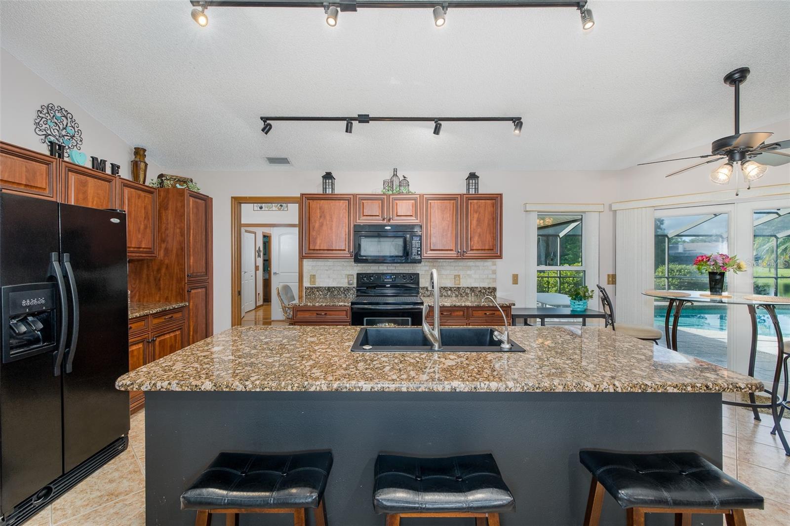 11810 SPANISH LAKE DR — photo 11