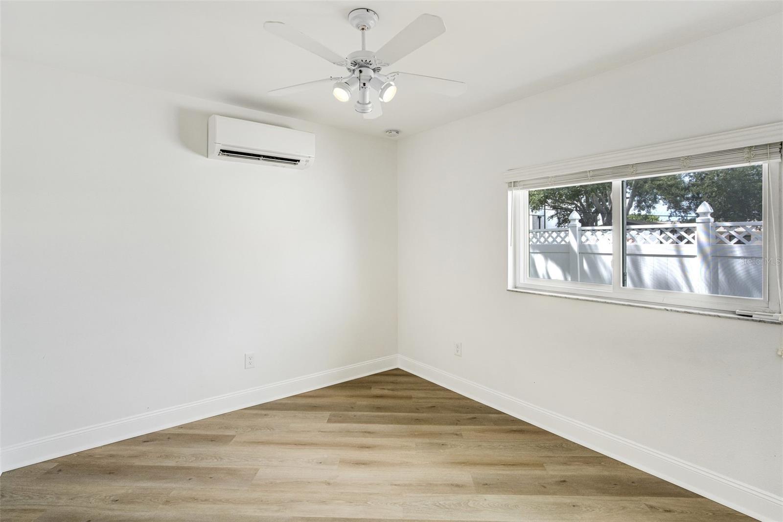 201 DRIFTWOOD LN — photo 22