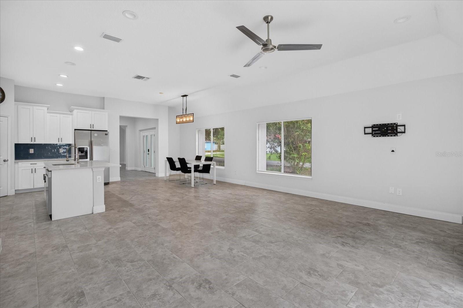 5114 CHILKOOT ST — photo 27