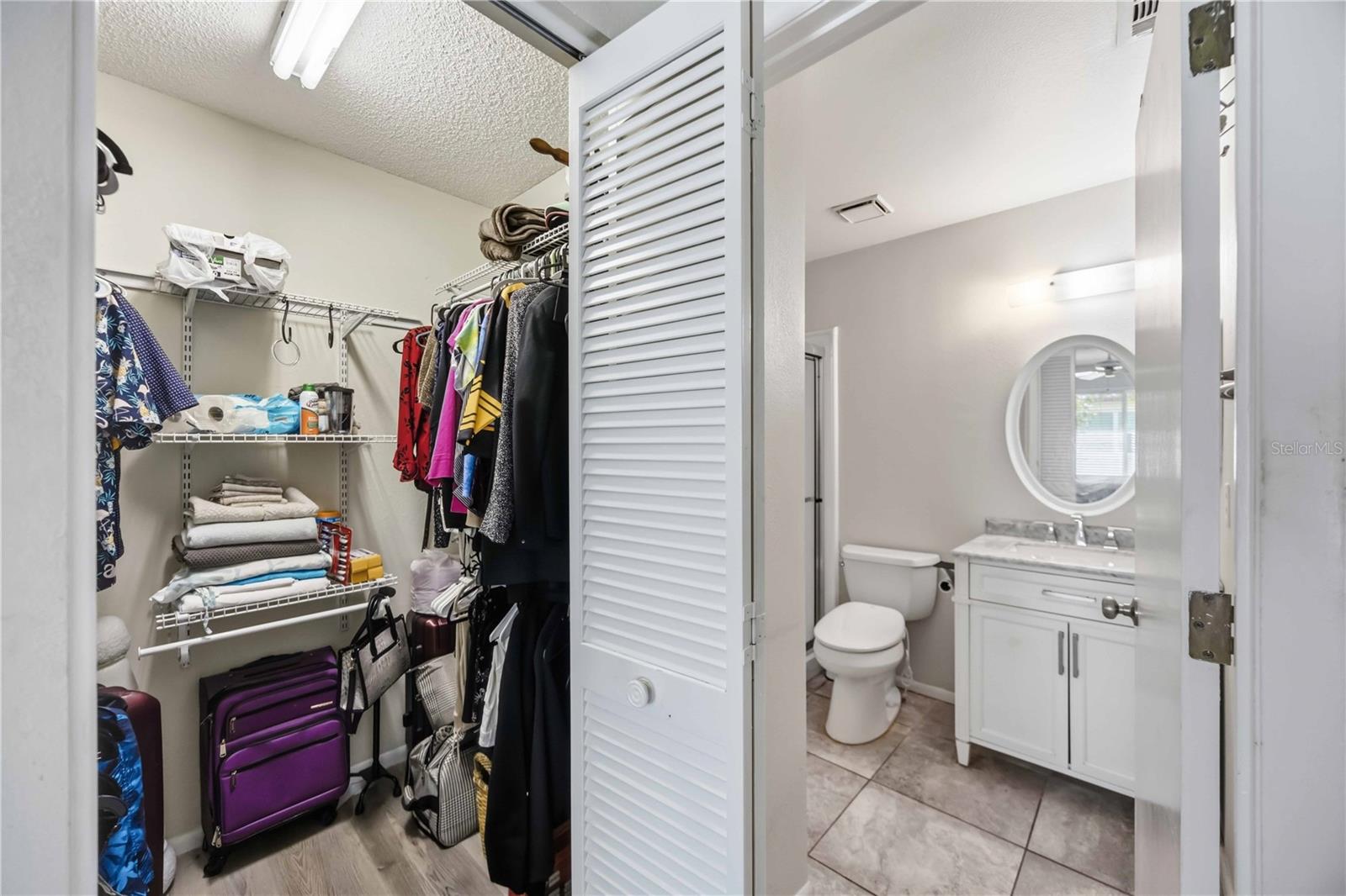 680 LINDEN DR — photo 24