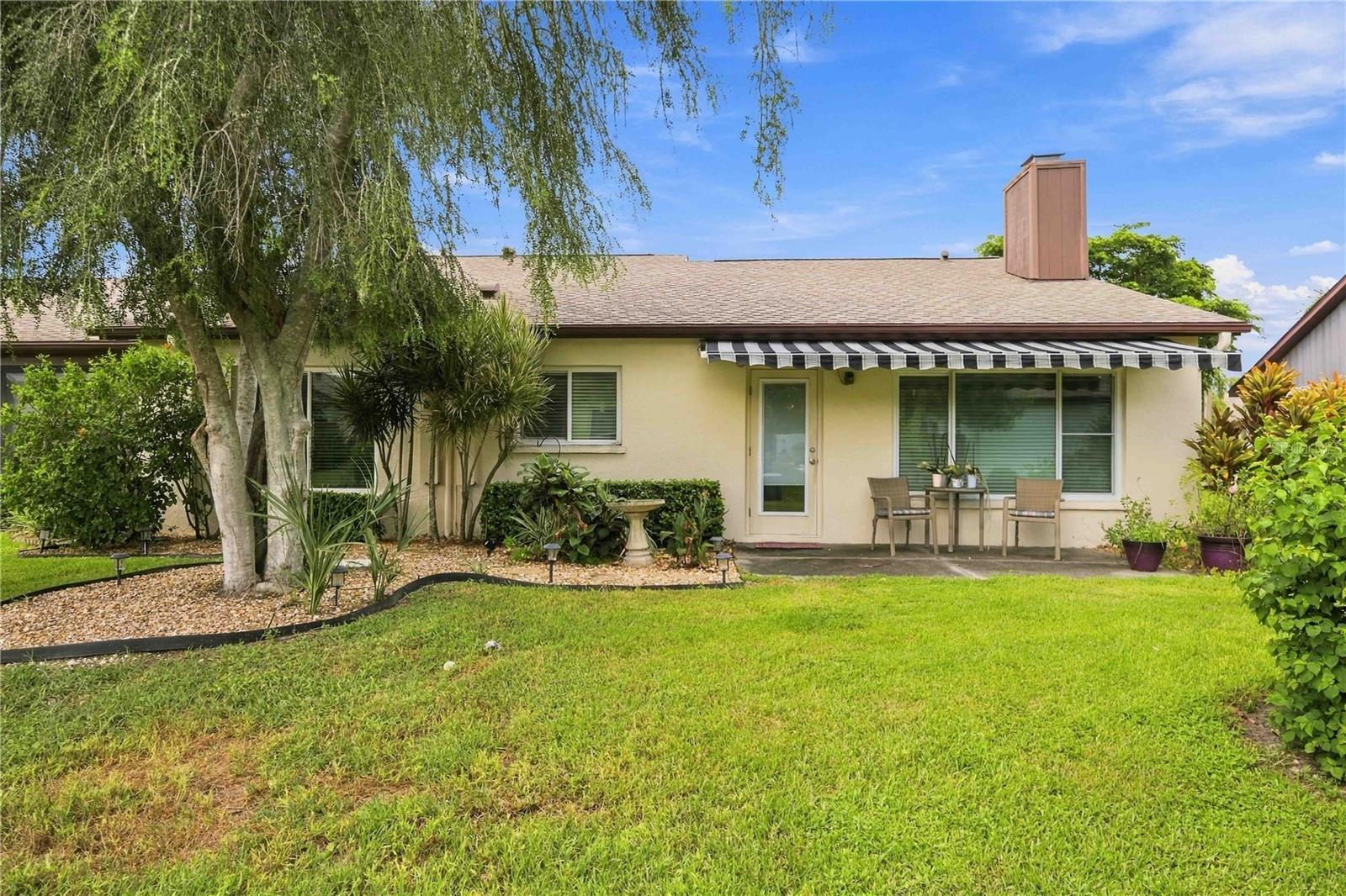 680 LINDEN DR — photo 34