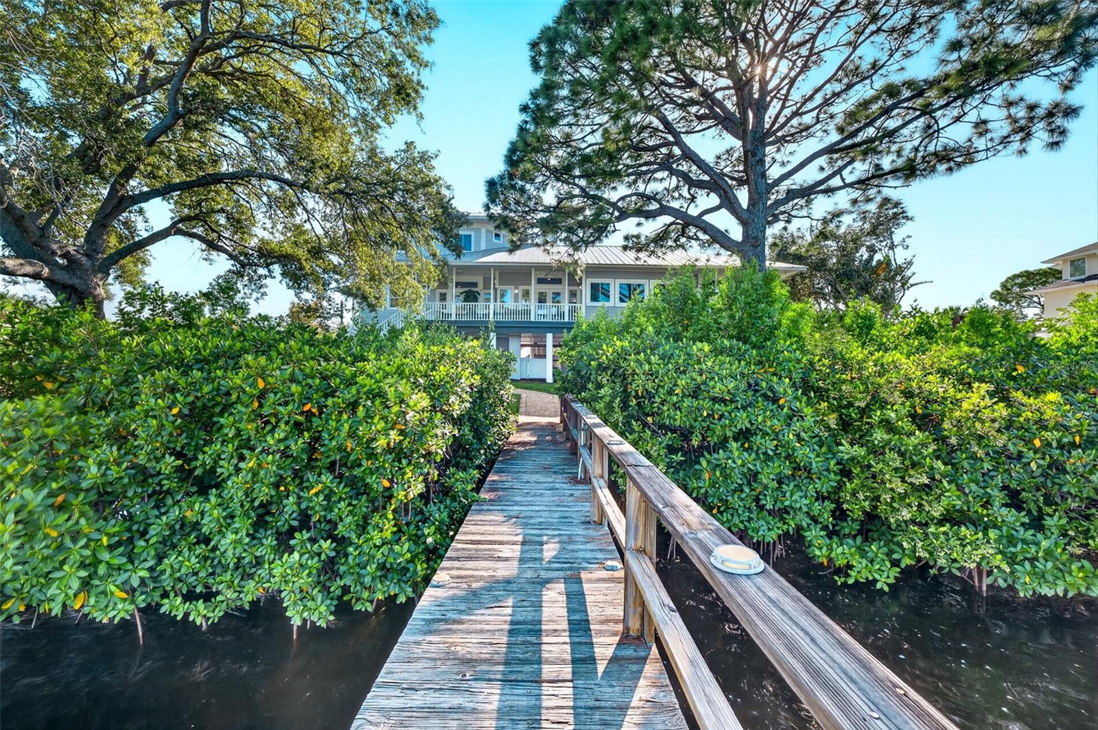 1538 RIVERSIDE DR — photo 43