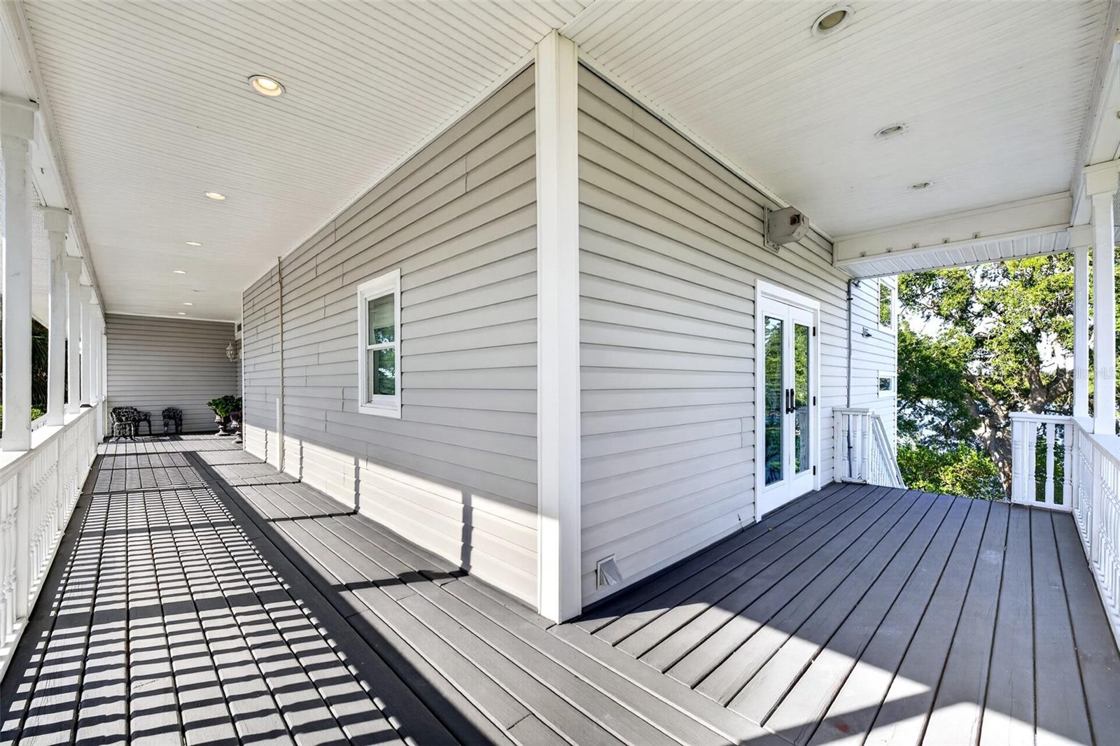 1538 RIVERSIDE DR — photo 37