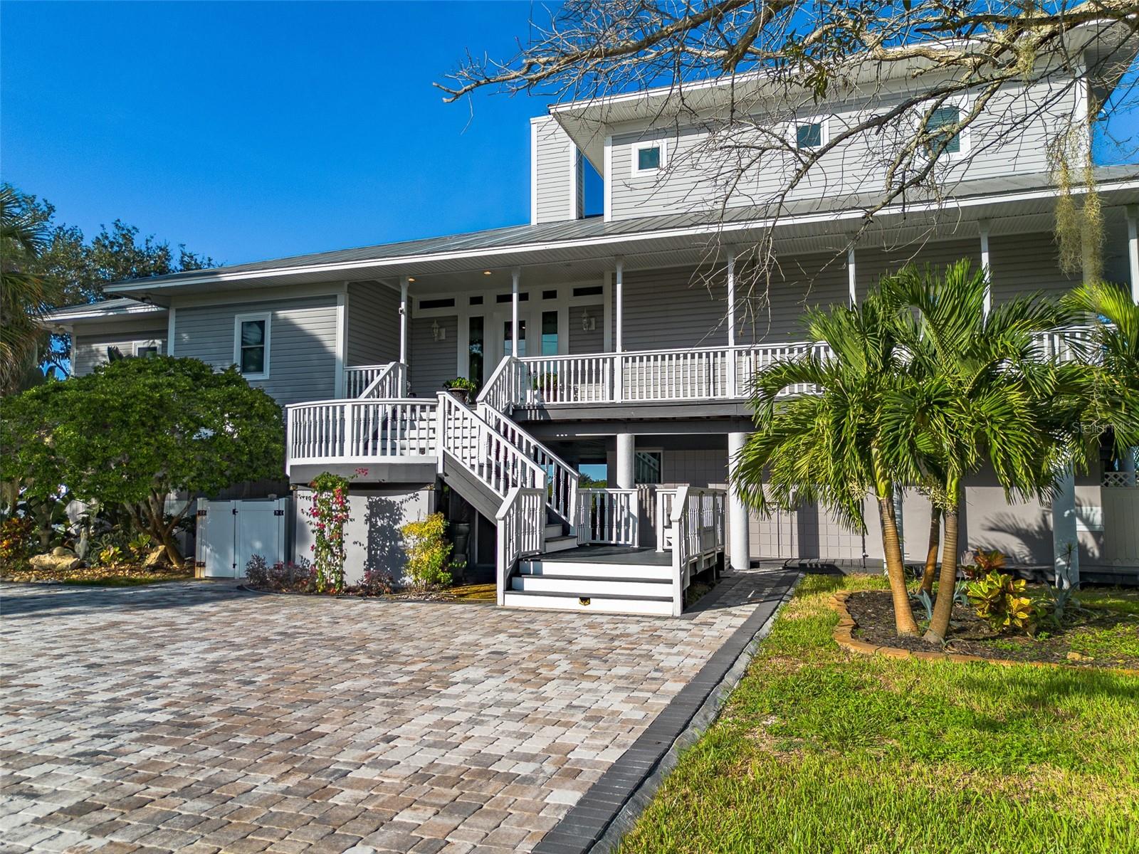 1538 RIVERSIDE DR — photo 4