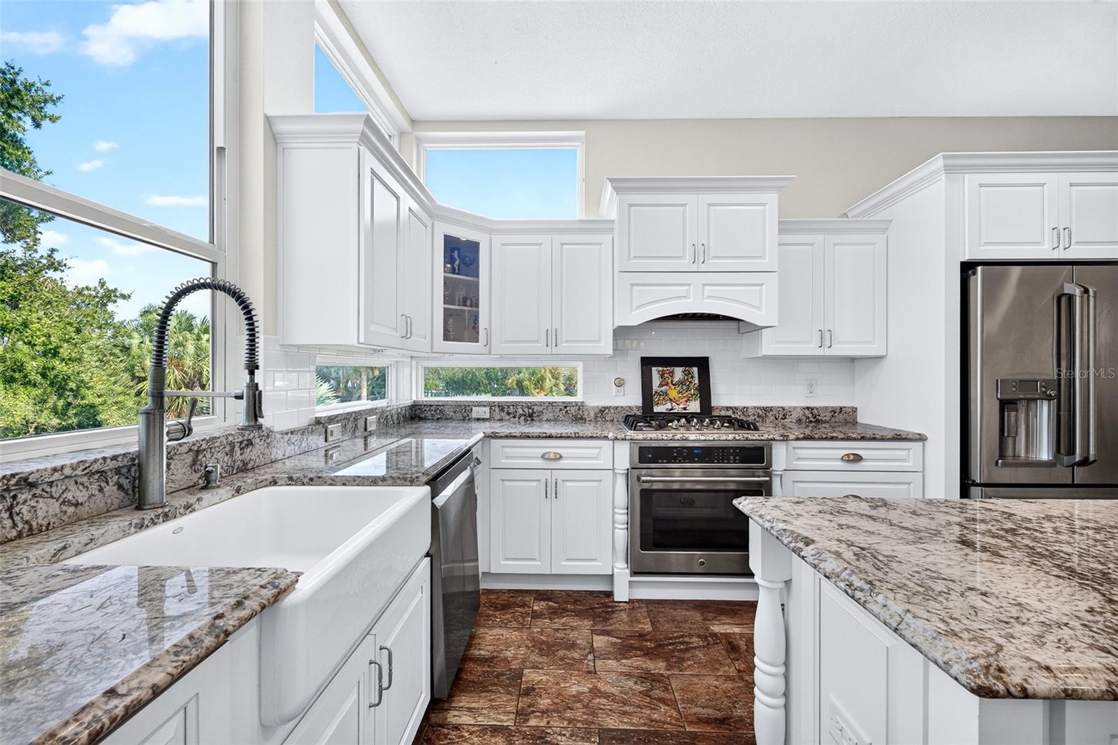 1538 RIVERSIDE DR — photo 13