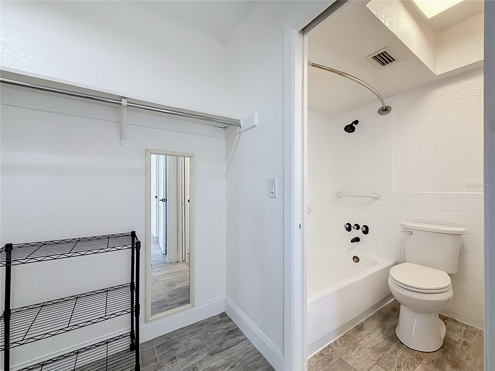 1859 SHORE DR S #303 — photo 23