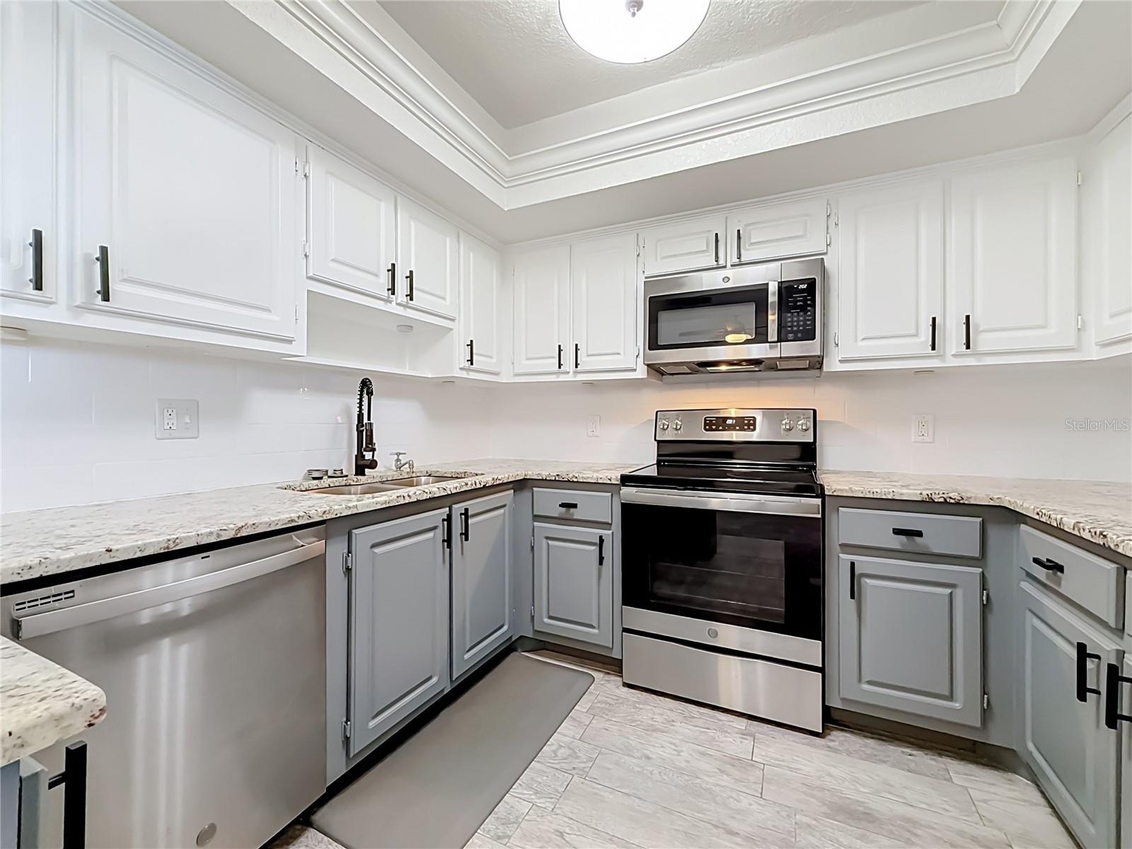 1859 SHORE DR S #303 — photo 12
