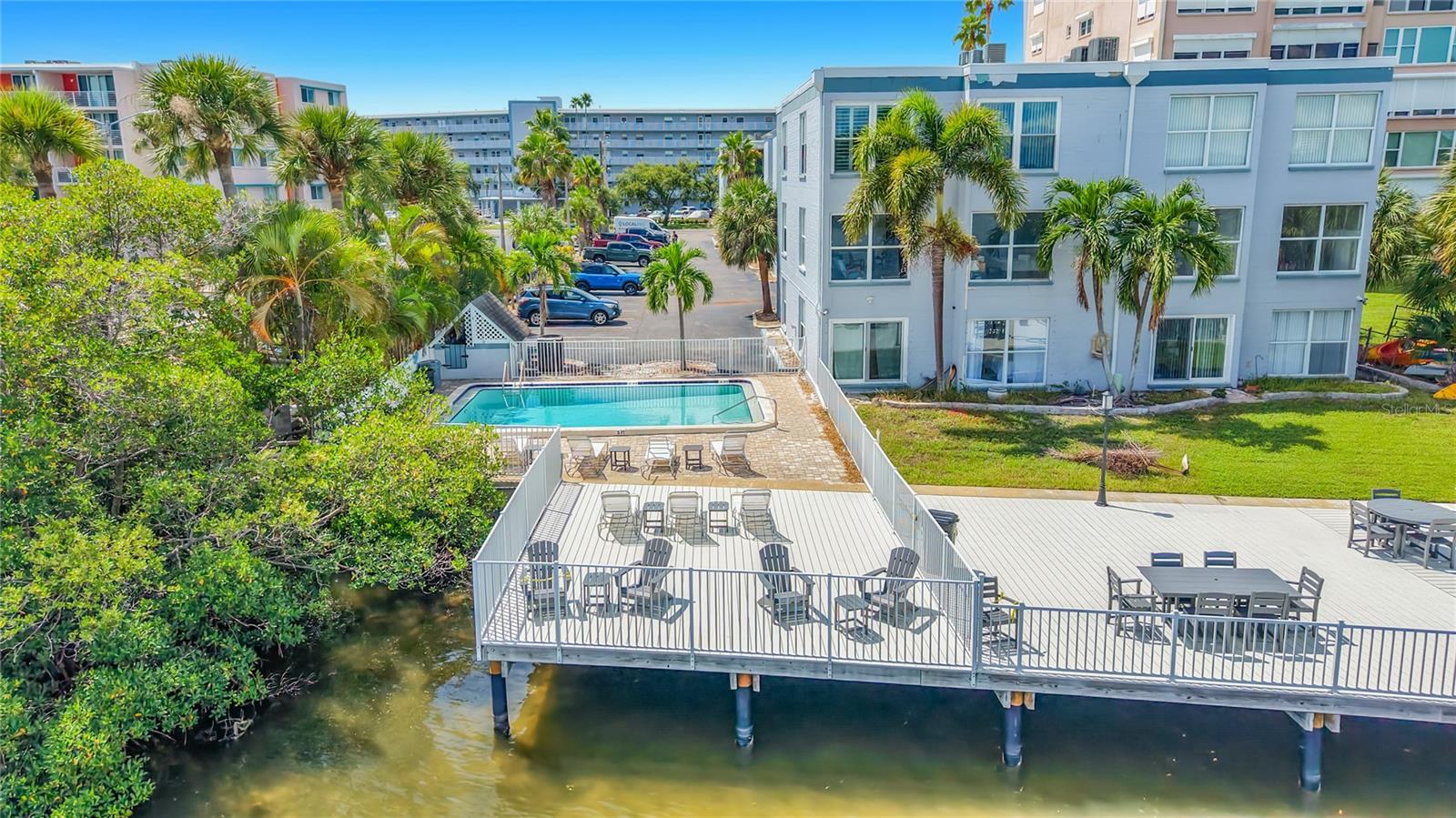 1859 SHORE DR S #303 — photo 32