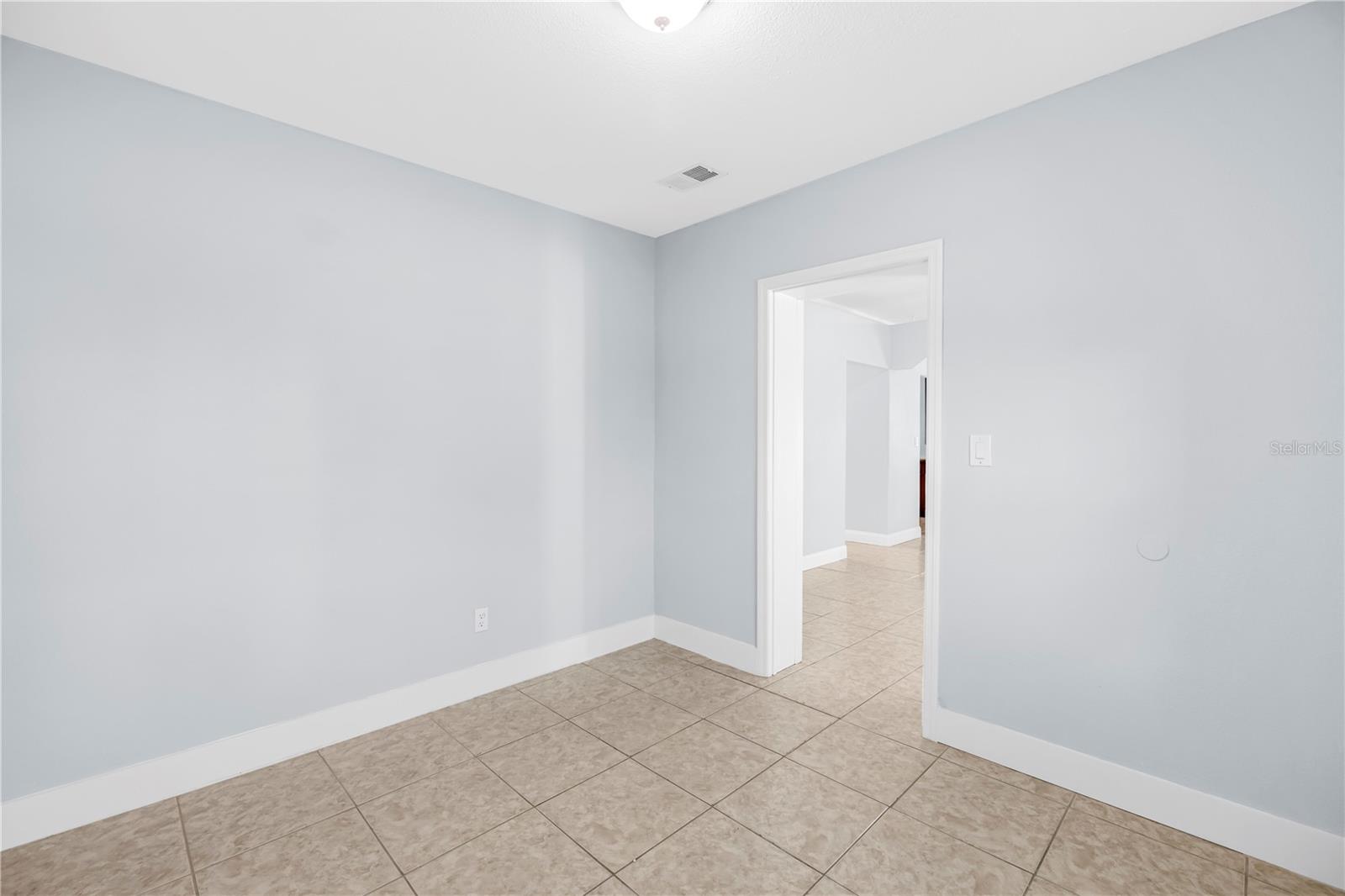 2906 W MAIN ST — photo 18