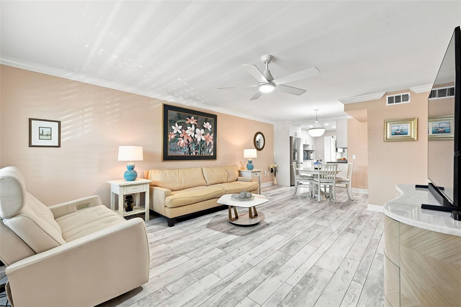 1898 SHORE DR S #208 — photo 15