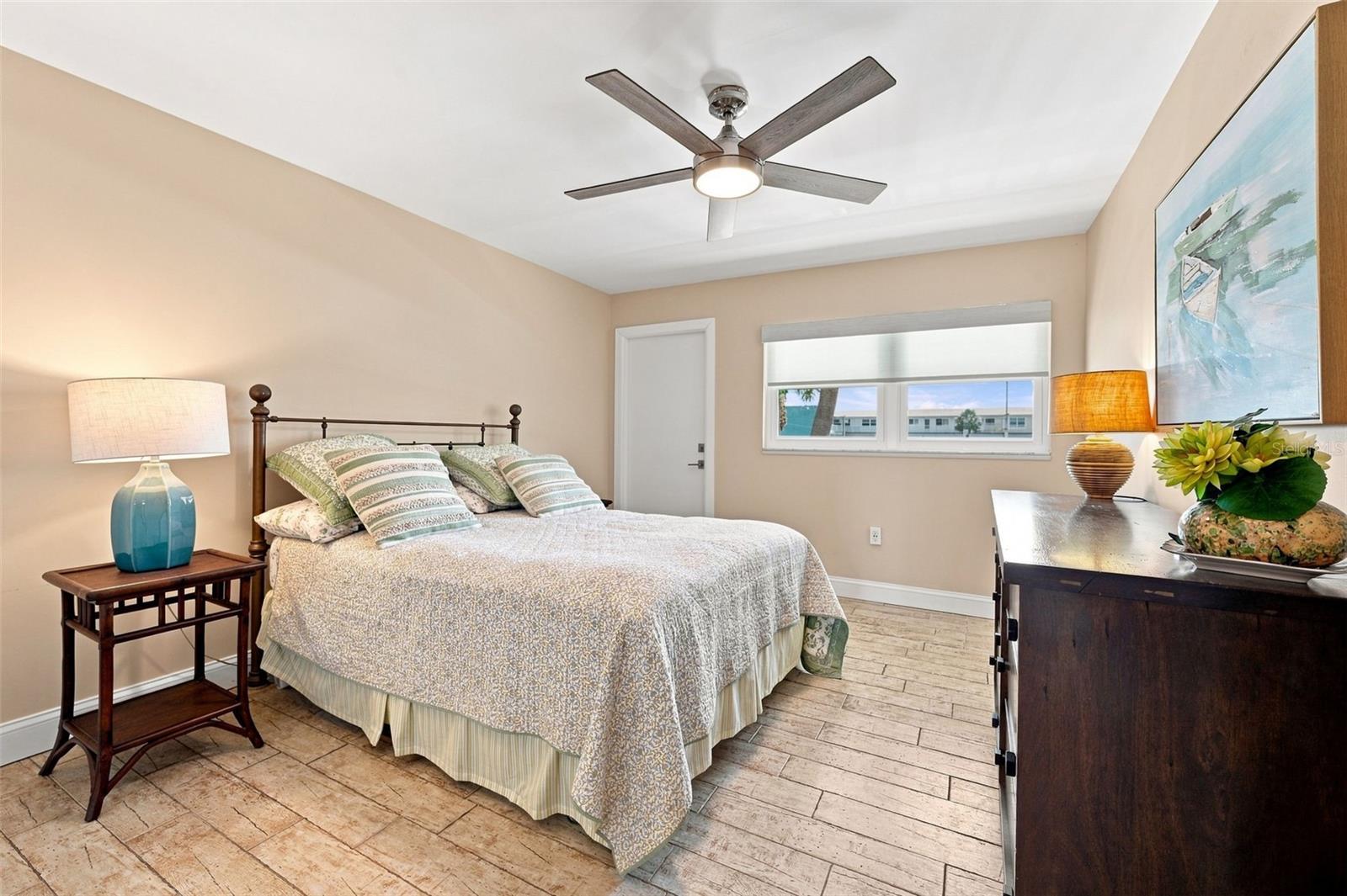 1898 SHORE DR S #208 — photo 34